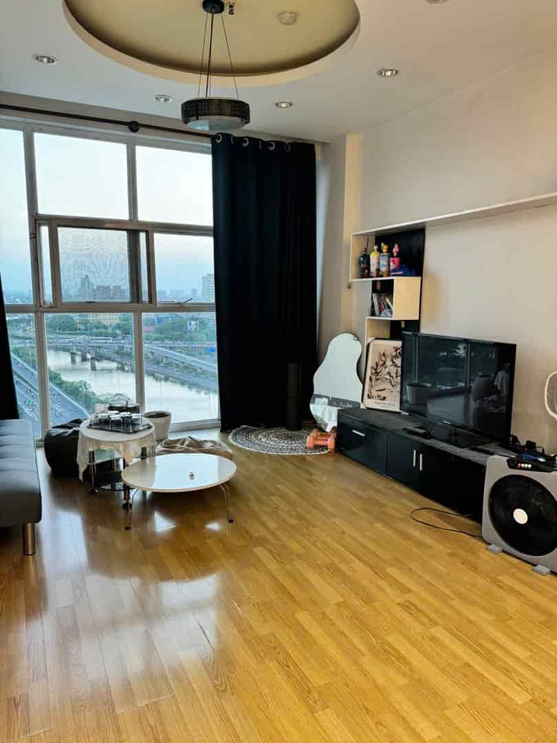 MÌNH CHÍNH CHỦ CHO THUÊ CĂN CHUNG CƯ 360 BẾN VÂN ĐỒN - PHƯỜNG 1