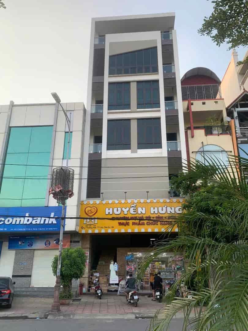 CHO THUÊ PHÒNG TẦNG 2, 3, 4 NHÀ MẶT ĐƯỜNG KINH DOANH ĐÔNG ĐÚC