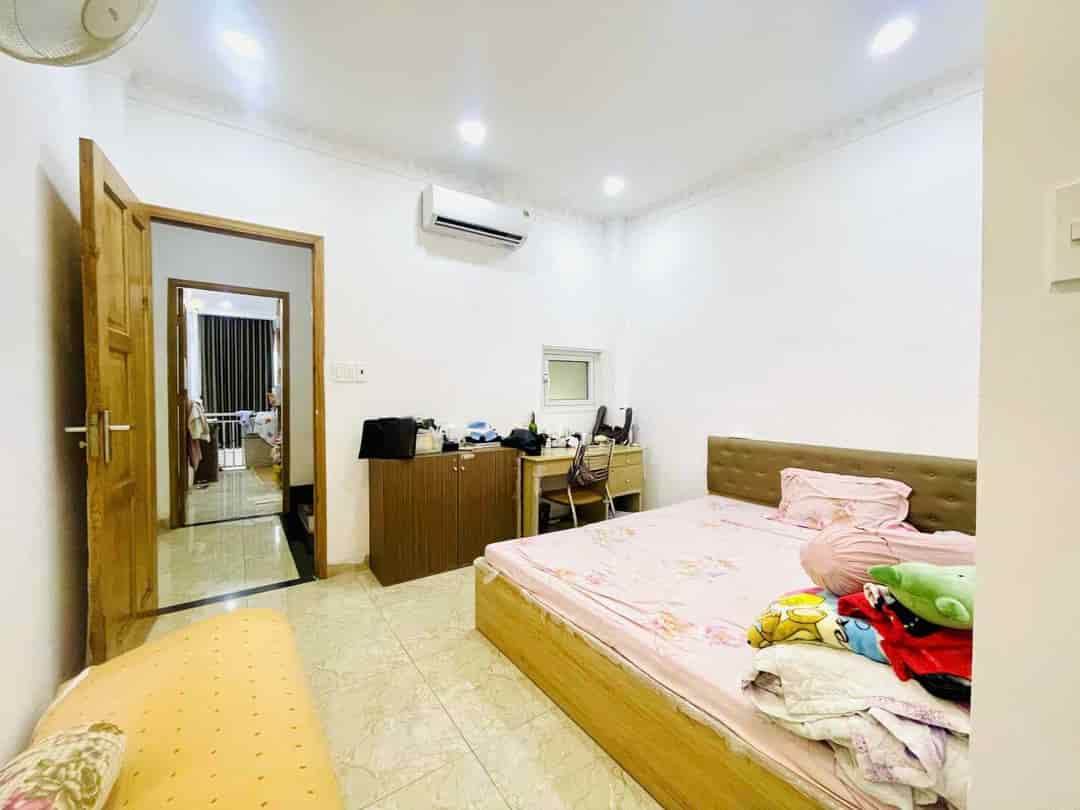 Bình Thạnh, 52m2, 4 tầng, SHR, chỉ 6 tỷ 18