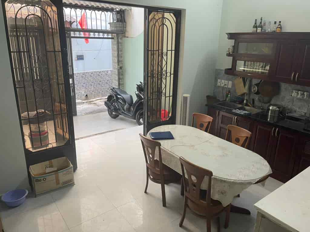 Bángấp nhà 75m Nguyễn Văn Công, 3tầng, Ngang 5m, giá rẻ bất ngờ 7.5 tỷ