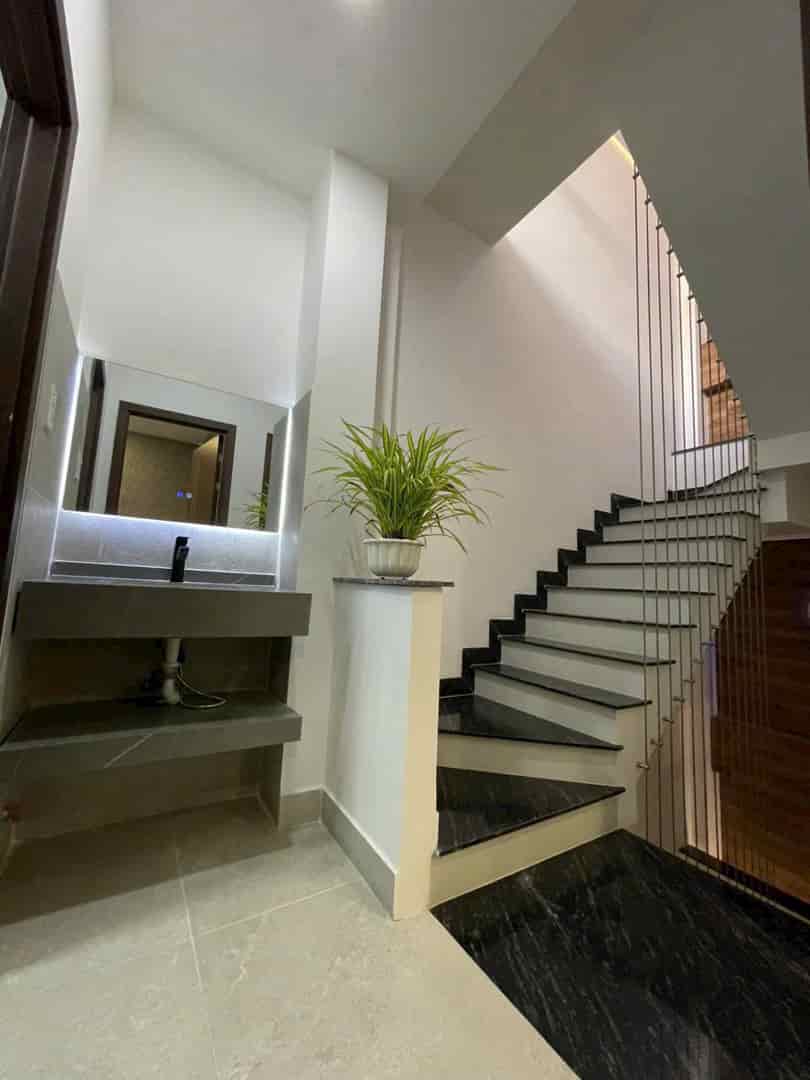 Nhà hẻm Lê Trọng Tấn, Bình Hưng Hòa dt 45m2 2 lầu 4pn 4wc giá 5,9 tỷ