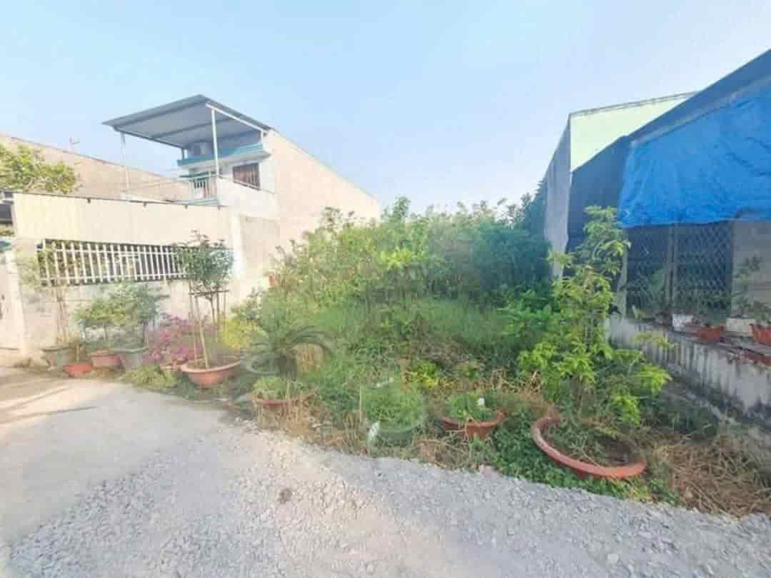 330m2 thổ cư hẻm ấp 4, xã Hựu Thạnh, Đức Hòa giá 1,9 tỷ