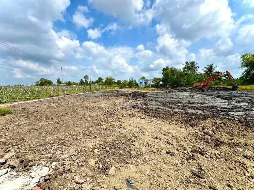 243m2 thổ cư 2 mặt tiền xã Long Hòa, Huyện Cần Đước giá 1,15 tỷ