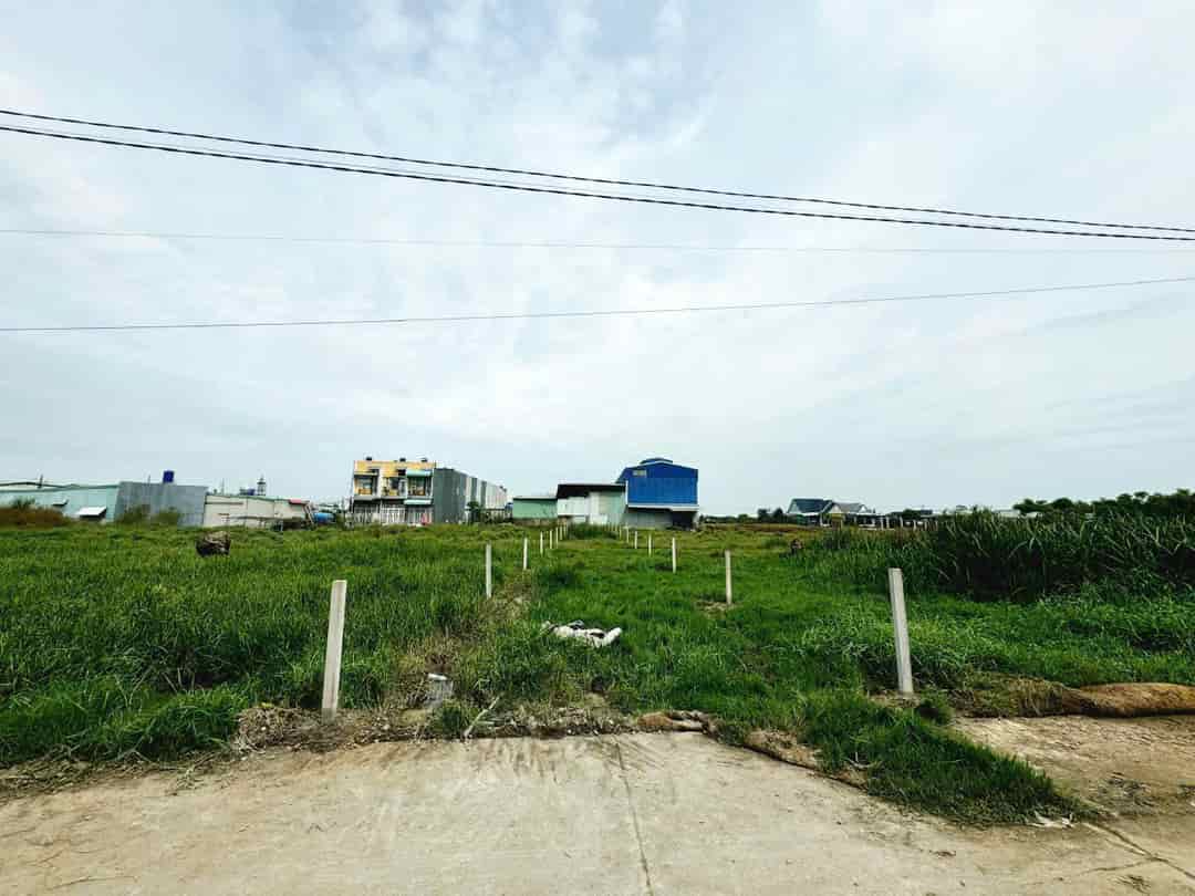 304m2 đất thổ đường beton 4m xã Đức Hòa Đông, Đức Hòa giá 2 tỷ