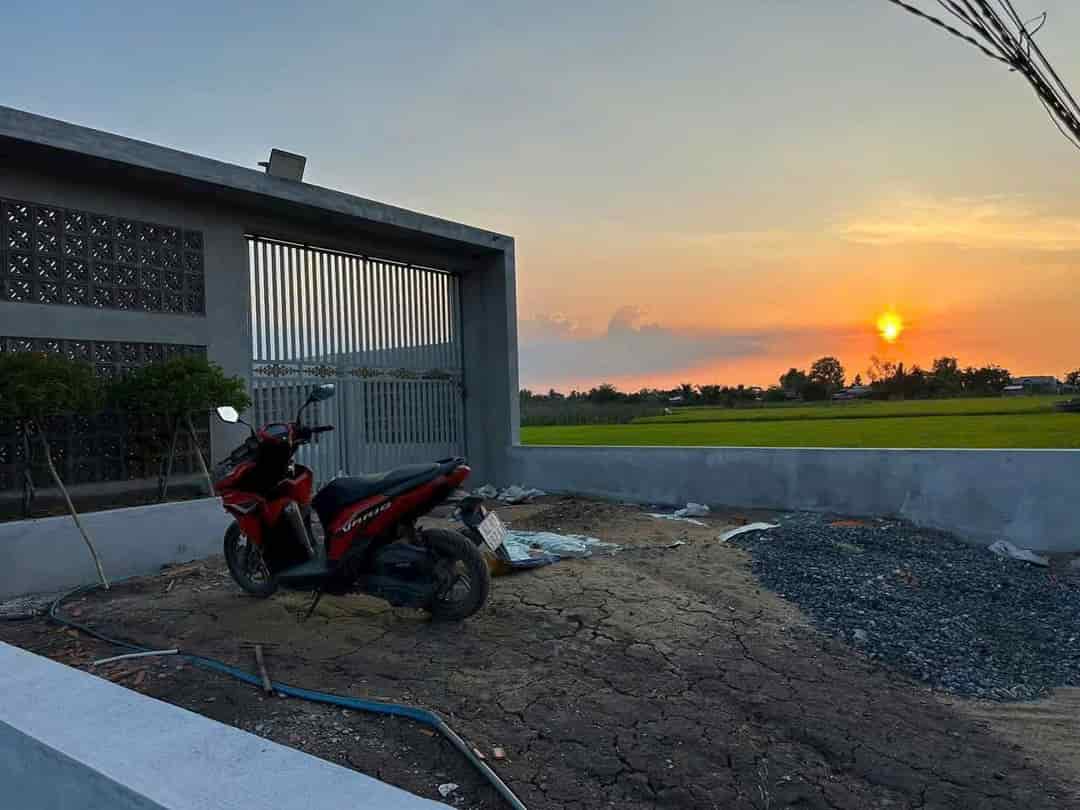 300m2 đất thổ cư mặ tiền Kênh Đại Hội, xã Thuận Thành, Cần Giuộc giá 1,9 tỷ