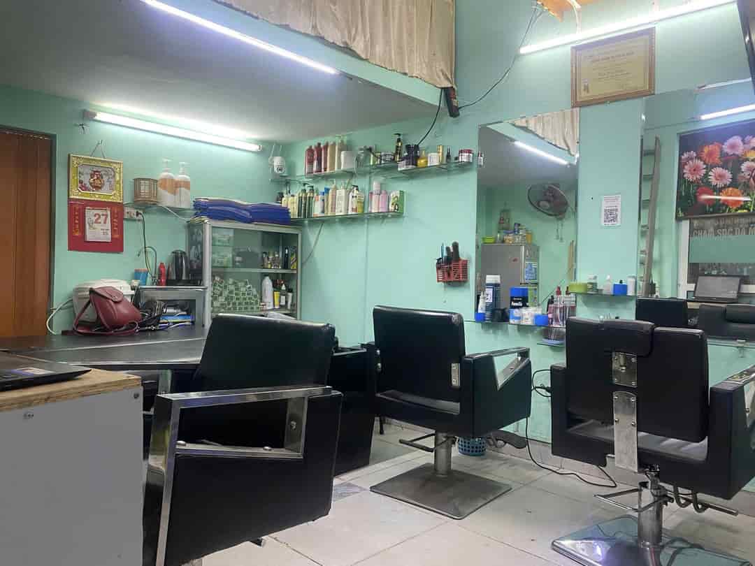 Chính chủ cần chuyển nhượng toàn bộ cửa hàng Salon tóc