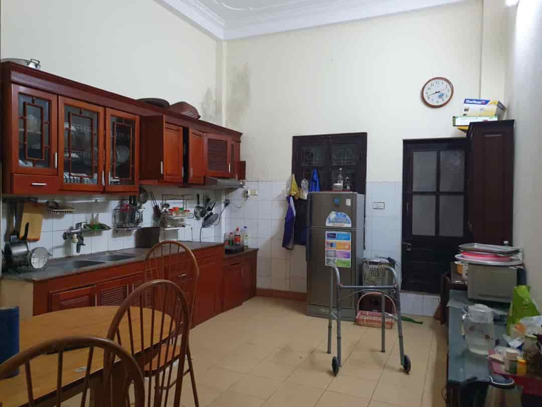 Chính chủ cho thuê nhà nguyên căn 3 tầng