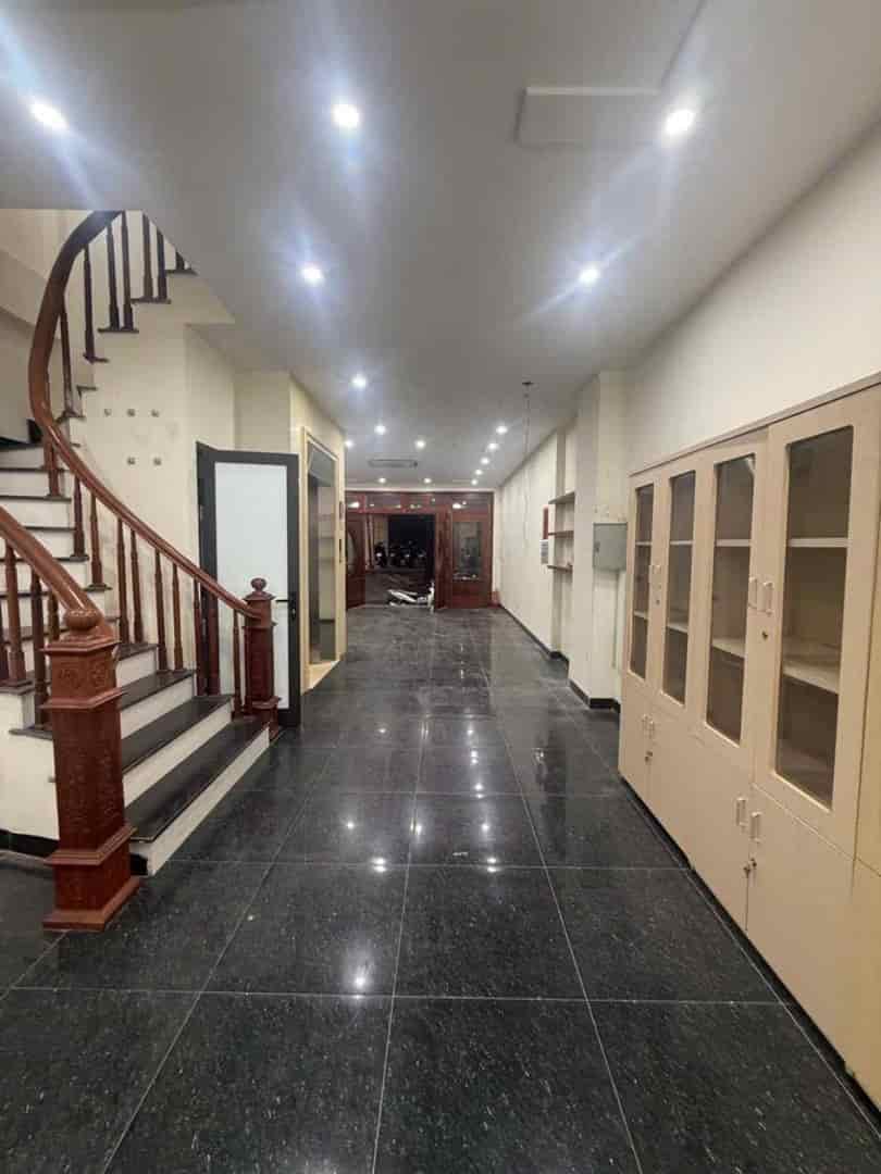 Bán nhà ngõ 89 lạc long quân 63mx7t mt 5m sổ vuông oto tránh cg 20 tỷ