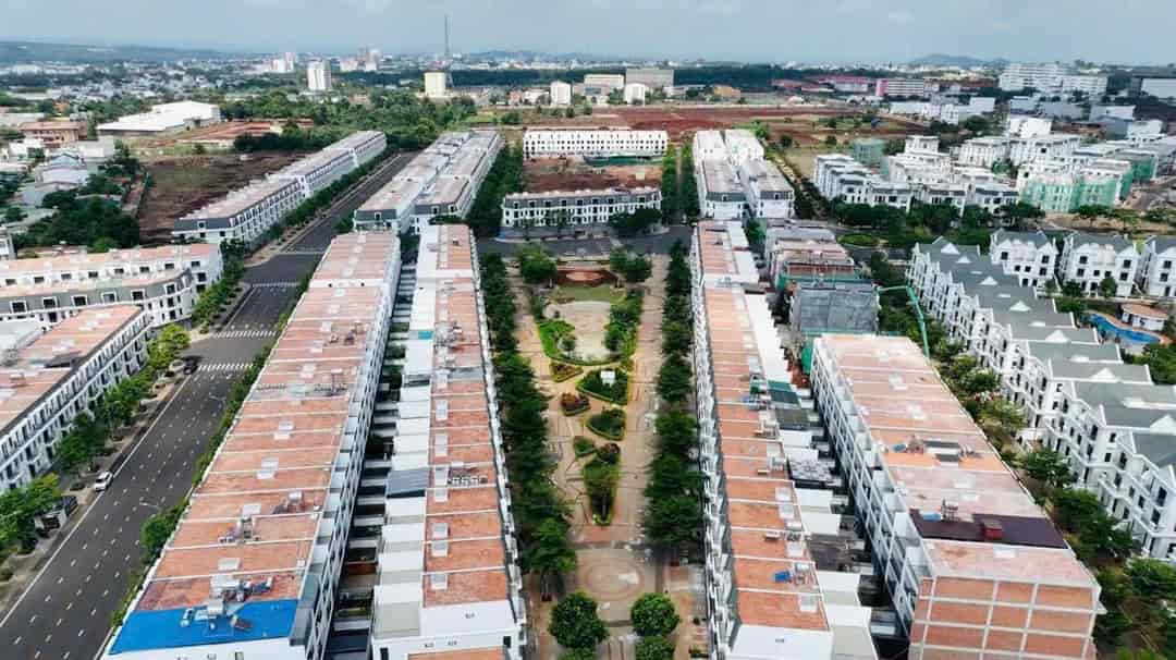 Nhà 4 Tầng EcoCity PremiA Công Viên Ánh Sáng- Phố Đi Bộ Buôn Ma Thuột