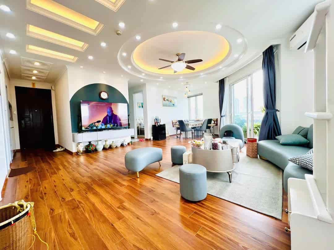 BÁN GẤP, Căn góc CC Hacisco 107 Nguyễn Chí Thanh 105m 3PN, chỉ 8.68 Tỷ