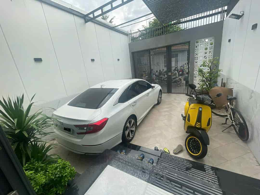 Nhà mặt tiền đường 359 phước long B, Diện tích 150m, 3 tầng