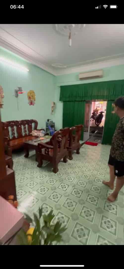 Nhà mặt tiền đình phong phú DT 168m vị trí đẹp kinh doanh tốt
