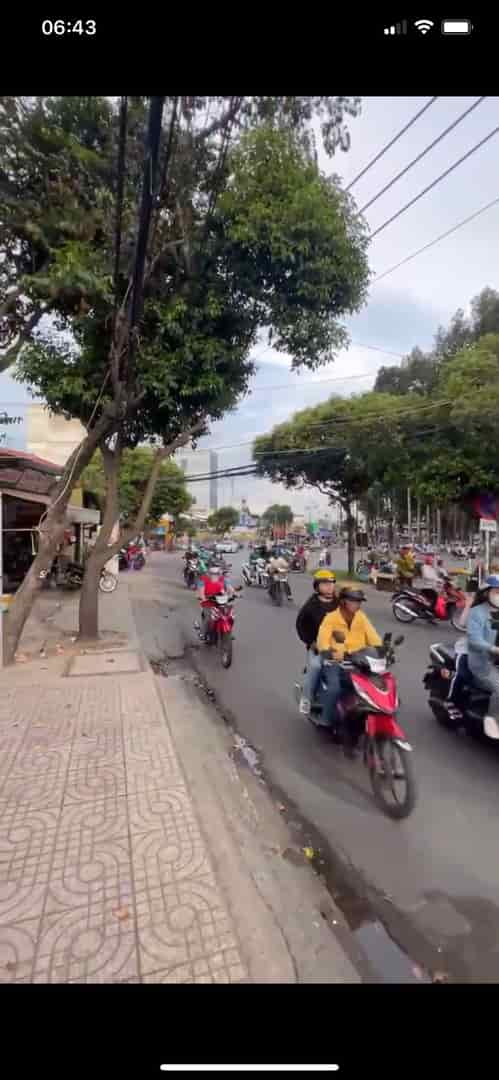 Nhà mặt tiền đình phong phú DT 168m vị trí đẹp kinh doanh tốt
