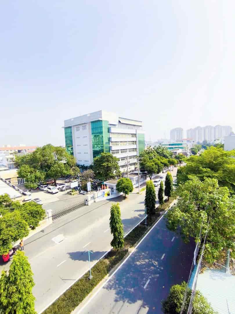 Nhà mặt tiền đại lộ 3 phước bình 85m, kinh doanh tốt, giá rẻ