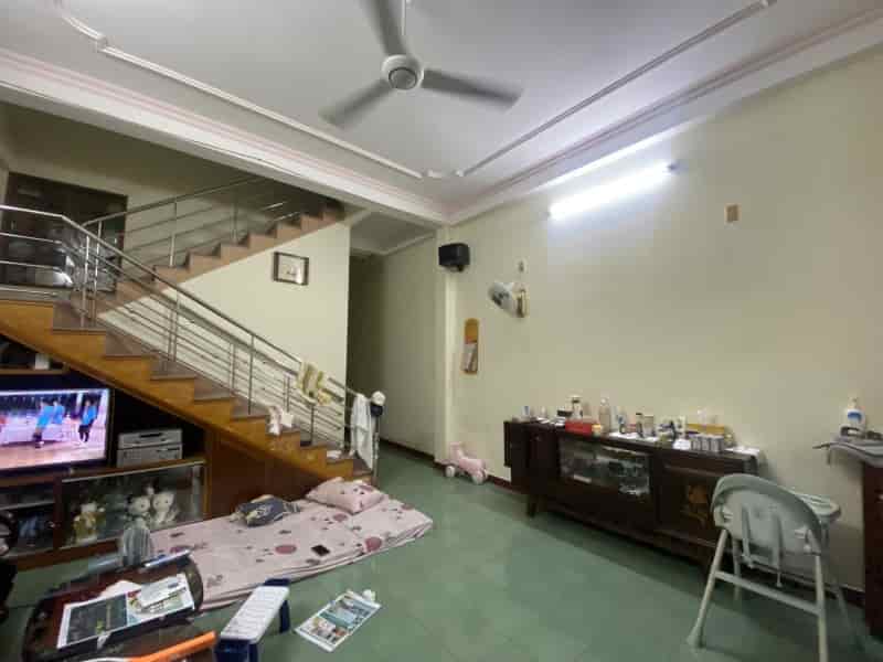 Nhà Kiệt Ô tô đậu, Cô Giang sát Cầu Rồng, 60m2, 3 tầng cứng cáp, 4.xx tỷ