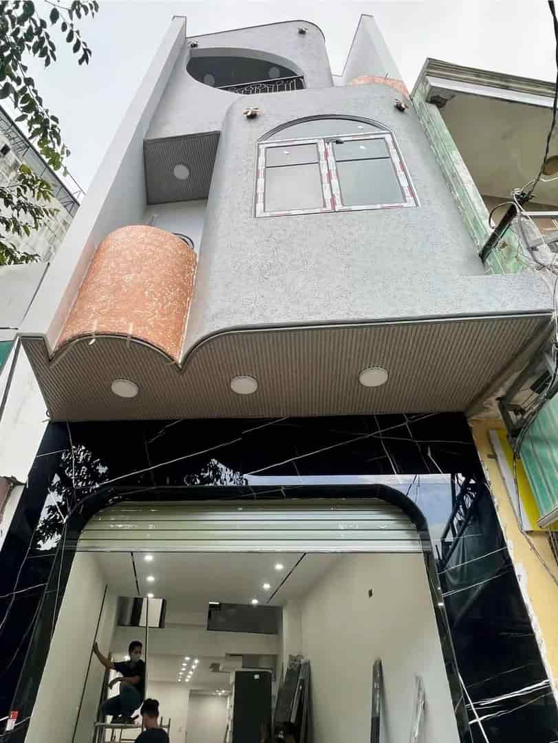 Nhà Mặt Tiền Nguyễn Tri Phương, đường 10.5m, 70m2, 3 tầng, 8.5 tỷ