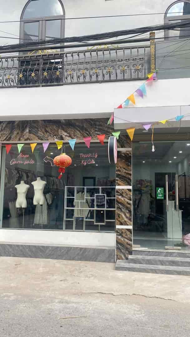 SANG NHƯỢNG TOÀN BỘ CỬA HÀNG THANH LÝ KÍ GỬI NỮ Hoài Đức