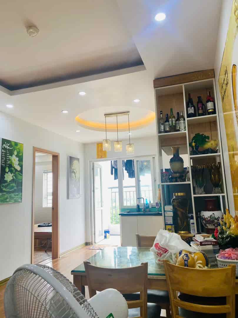 Cần bán nhanh căn hộ 2 ngủ view chính hồ điều hòa, đầy đủ nội thất tại KDT Thanh Hà Cienco 5