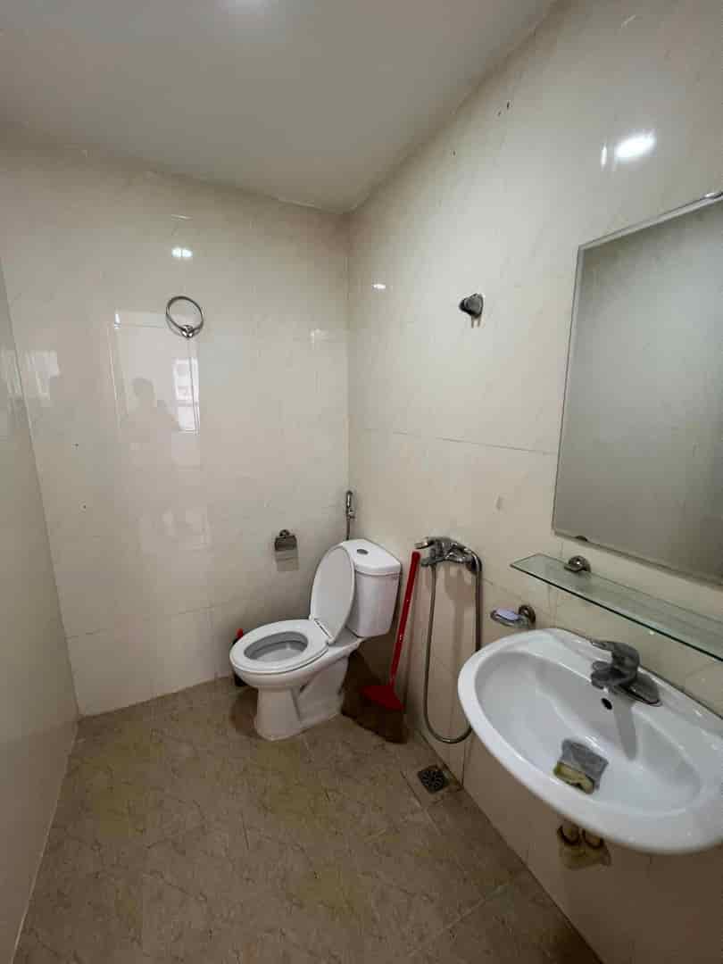 Bán gấp căn hộ 68m², full nội thất, view đẹp tại tòa HH03E KĐT Thanh Hà – Giá chỉ 2,6 tỷ!