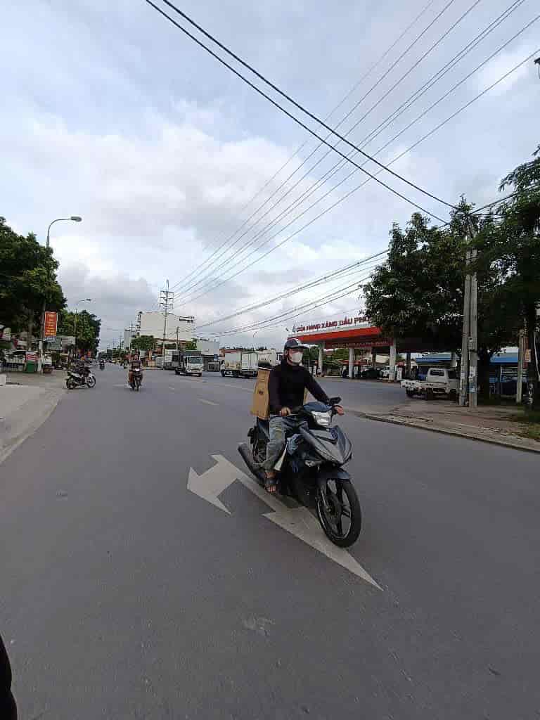 Bán đất tặng nhà C4 Phú Minh Sóc Sơn, chỉ 2 tỷ x, lô góc đẹp như hoa hậu