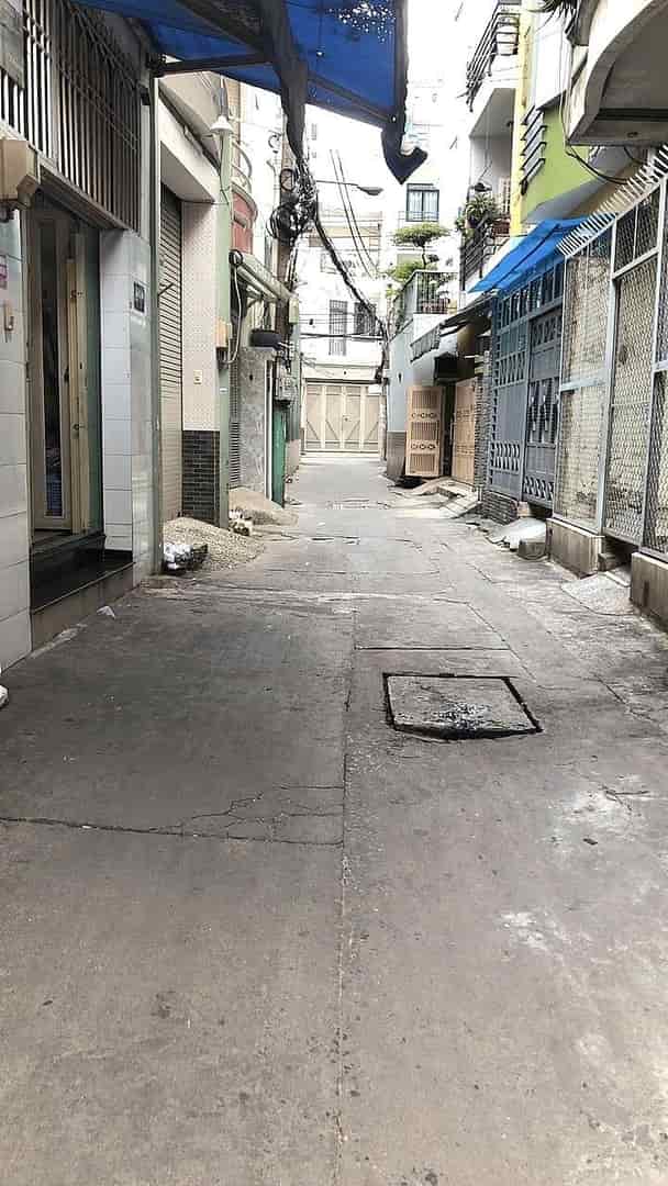 Bán nhà HXH Nguyễn Kiệm phường 3, quận Gò Vấp, 4x15 4 tầng, 17 tỷ