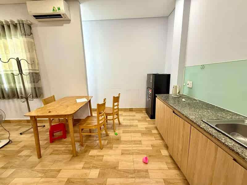 Bán nhà HXH Nguyển Hữu Cảnh, P22, Bình Thạnh, 82m2, 3 tầng, nở hậu