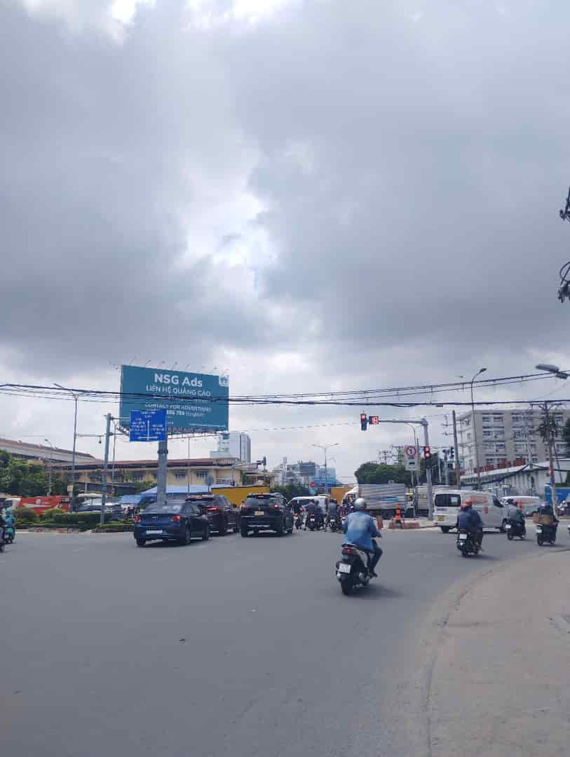 Bán Nhà K300 Hoàng Hoa Thám - 4x15m - 2 tầng view HXH