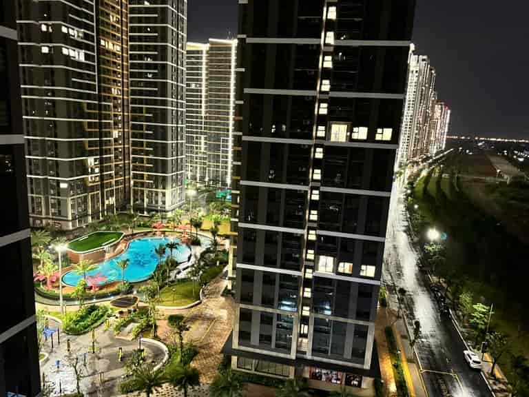 Cho Thuê Căn Hộ Vinhome Grand Park Phân khu Bevely Solari Tropical BS9