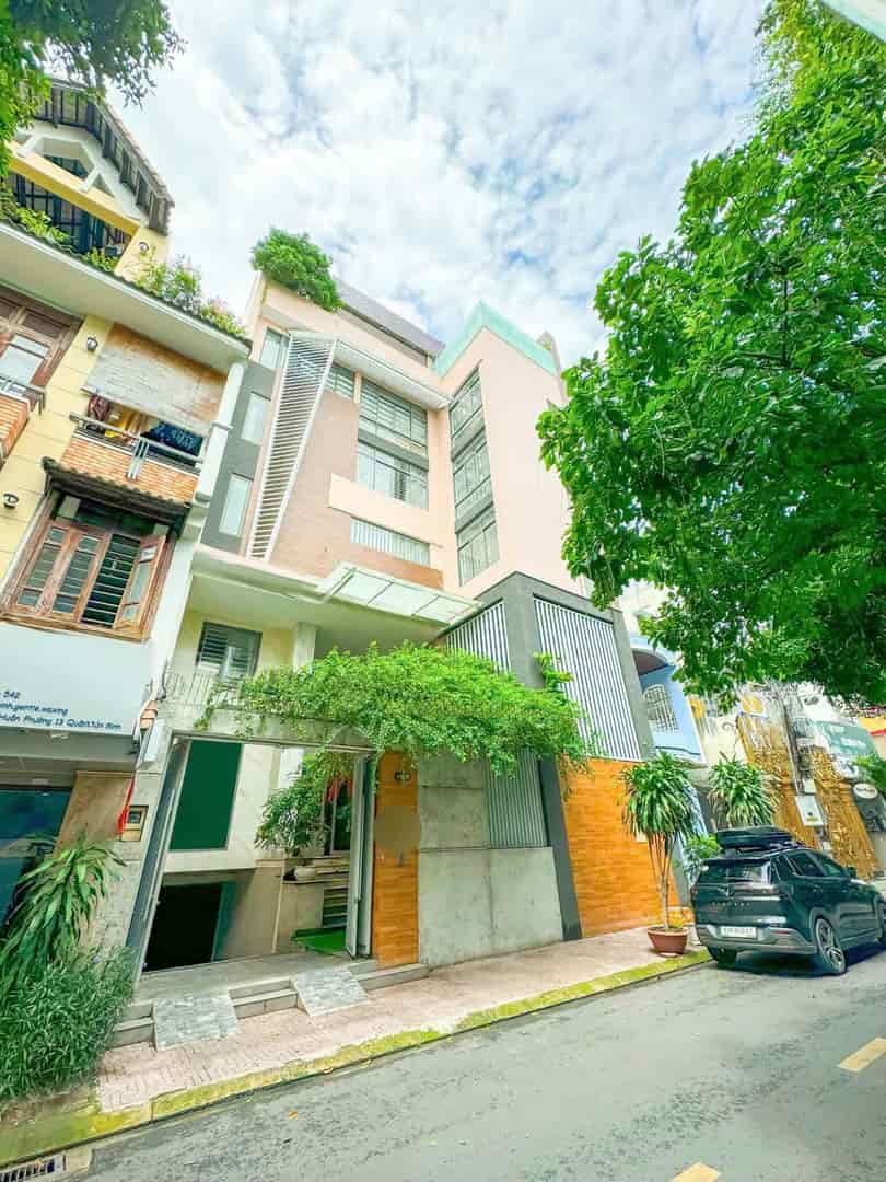 BIỆT THỰ 7 TẦNG 200M2 NGANG 12.5 HẦM, HỒ BƠI NGAY NHÀ GA T3 CHỈ 69 TỶ TL
