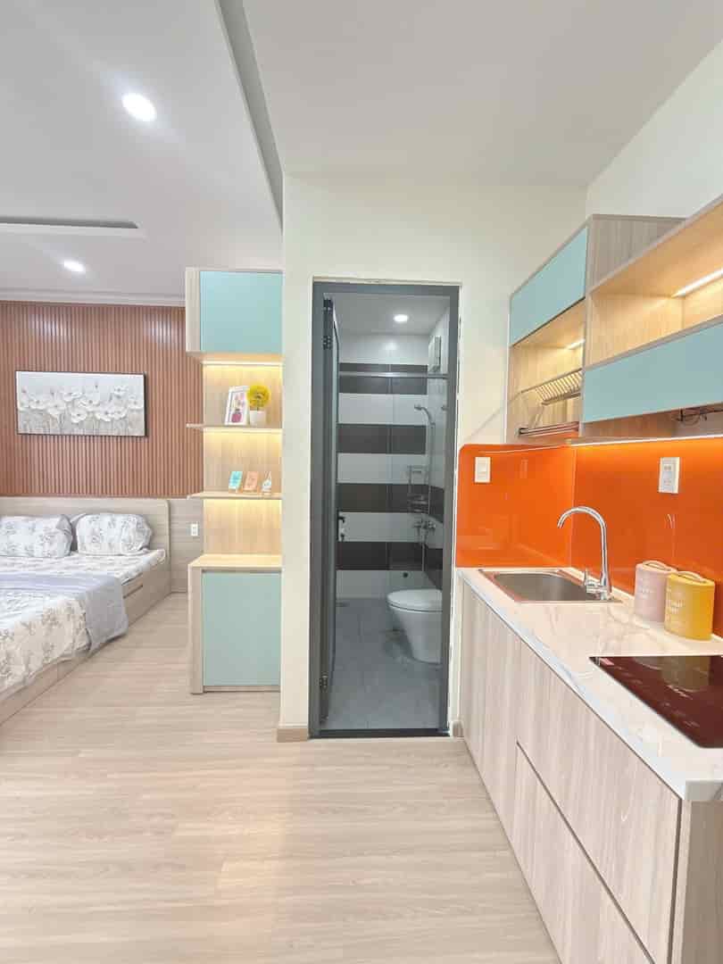 TOÀ CHDV CAO CẤP 96m2 5 TẦNG, DOANH THU 90 TRIỆU/THÁNG, 5.8%/NĂM