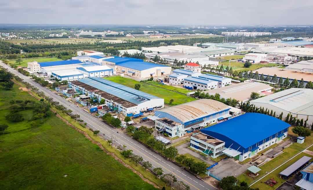 Kẹt tiền sang gấp 5x55m, 275m2 đất ngay khu công nghiệp, trường tiện xây ở, giá 195tr