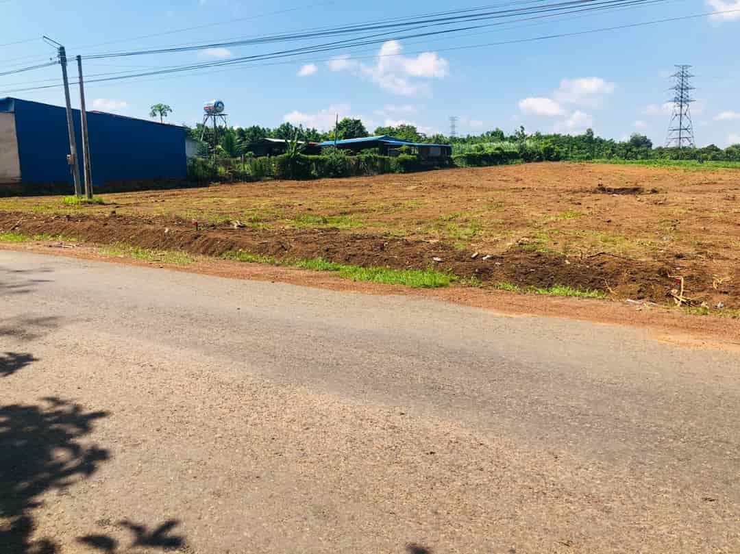 BÁN GẤP 2 LÔ 10X40, 400M2 ĐƯỜNG 12M NGAY THỊ XÃ GIÁ 195TR