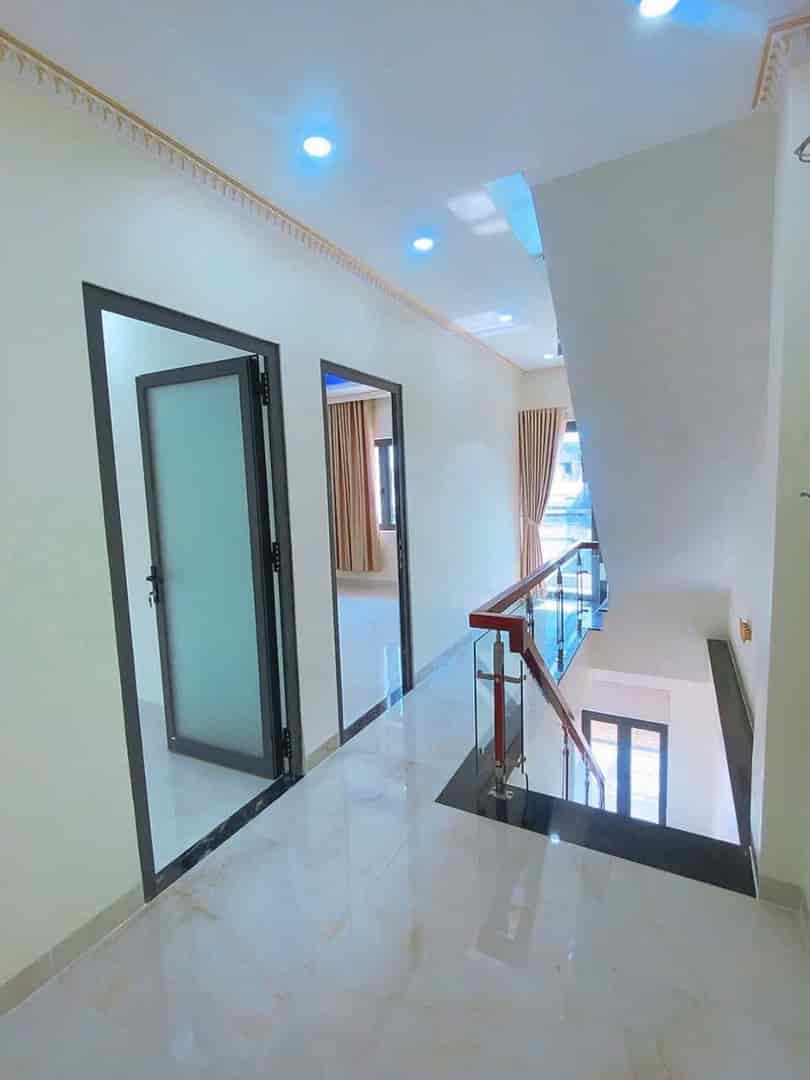 BÁN Nhanh Căn Nhà 1 trệt 2 lầu THuận An, Bình Dương
