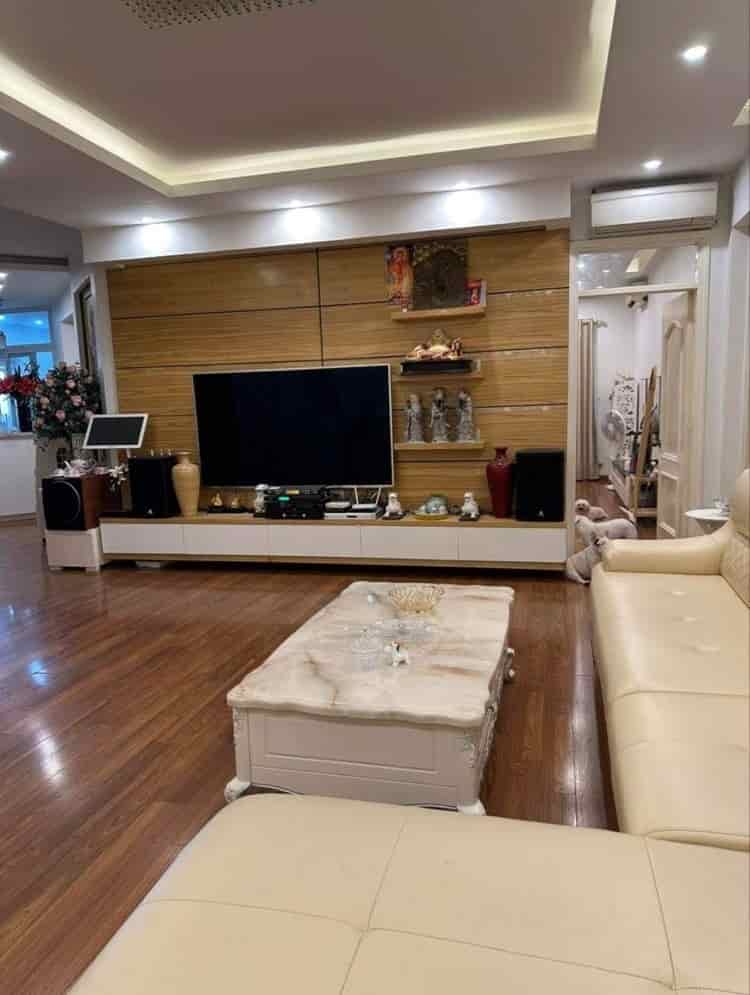 Căn hộ 4 ngủ, 121m, full nội thất đẹp Tòa CT1, Sudico Sông Đà, Mễ Trì