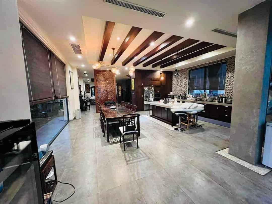 ⚜️ RẺ VIP NHẤT MẶT PHỐ LINH LANG, BA ĐÌNH 140M2 4T MT 16.5M, CHỈ 42 TỶ ⚜️