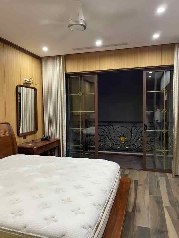 Siêu Vip Phố Mai Anh Tuấn, Hồ Hoàng Cầu, 131m2 6T Thang máy, MT 9m, Chỉ 48 Tỷ