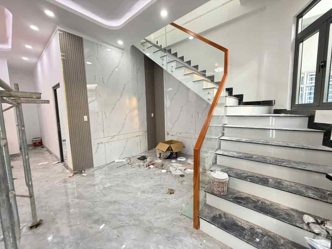 Bán nhà 1 lầu 1 trệt phường Quang Vinh ngay trung tâm Biên Hoà