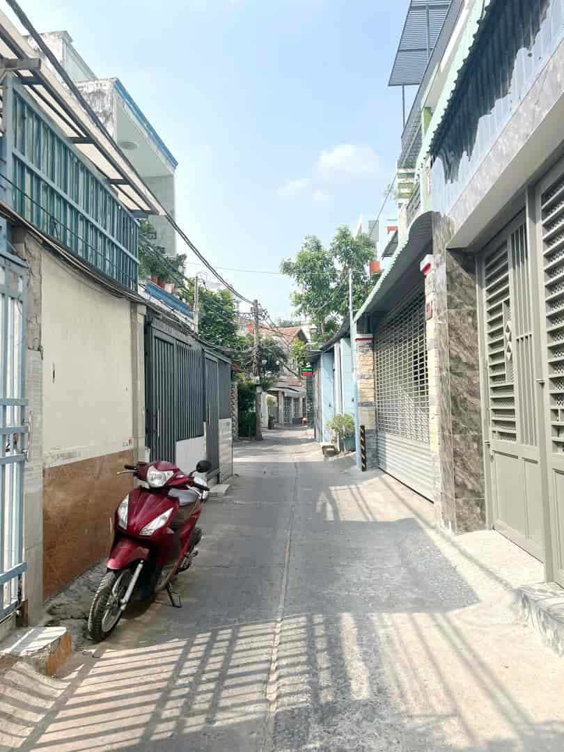 Bán nhà nát HXH quay đầu gần MT Bùi Minh Trực P6 Q8