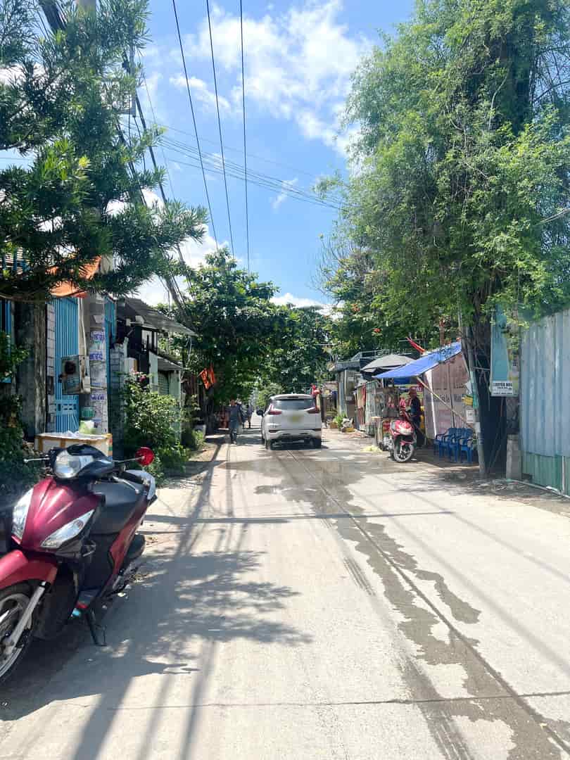 Bán nhà cấp 4 giấy tay (12x24m) hẻm xe tải đường C4 Phạm Hùng,Bình Hưng,Bình Chánh . Giá: 10 tỷ TL
