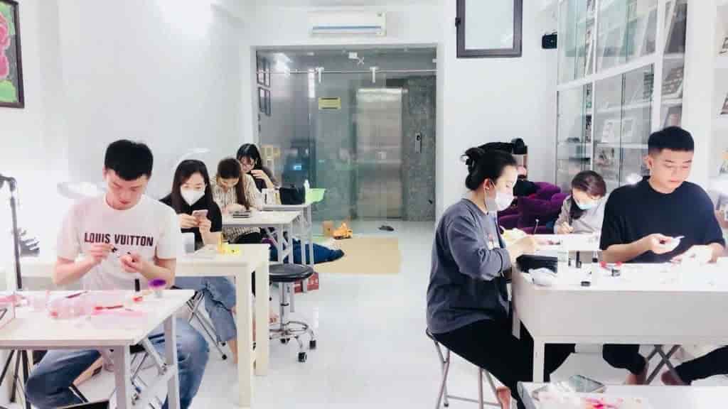 CHỈ NHỈNH 11 TỶ SỞ HỮU NGAY NHÀ 7 TẦNG THANG MÁY TẠI CẦU GIẤY – NGUYỄN KHANG