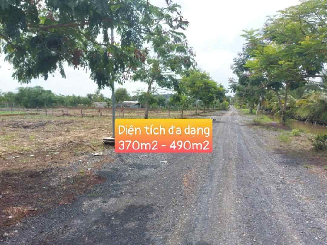 Bán 5 lô đất thổ cư, giá đầu tư, thích hợp làm nhà vườn, thị trấn Đức Hòa, sát bên Hóc Môn