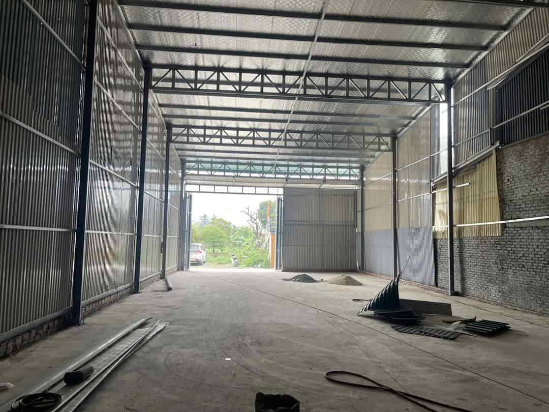 CHo thuê kho xưởng tại Đức Thượng, Hoài Đức, Hà Nội, ngay đầu phố thú y. Diện tích 350m giá 45k/m