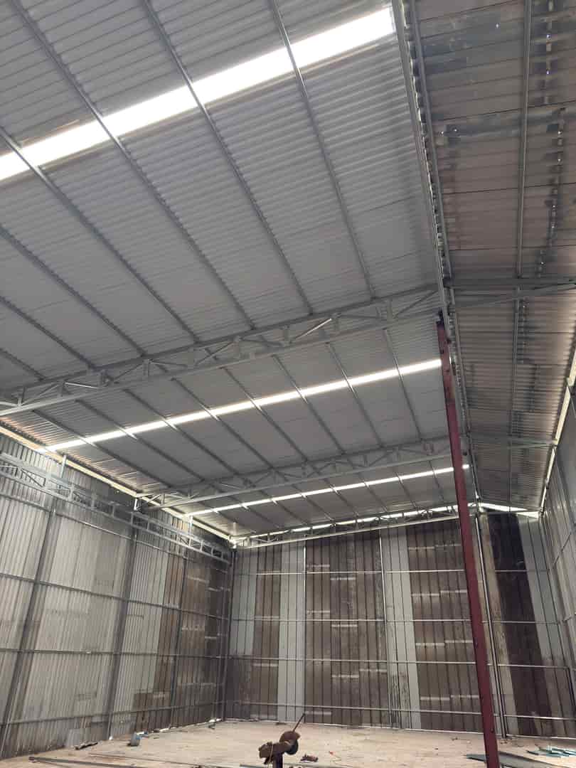 Cho thuê kho xưởng gần KCN Ngọc Hồi, Thanh Trì, Hà Nội. DT 800m xe container đỗ cửa giá 80k/m