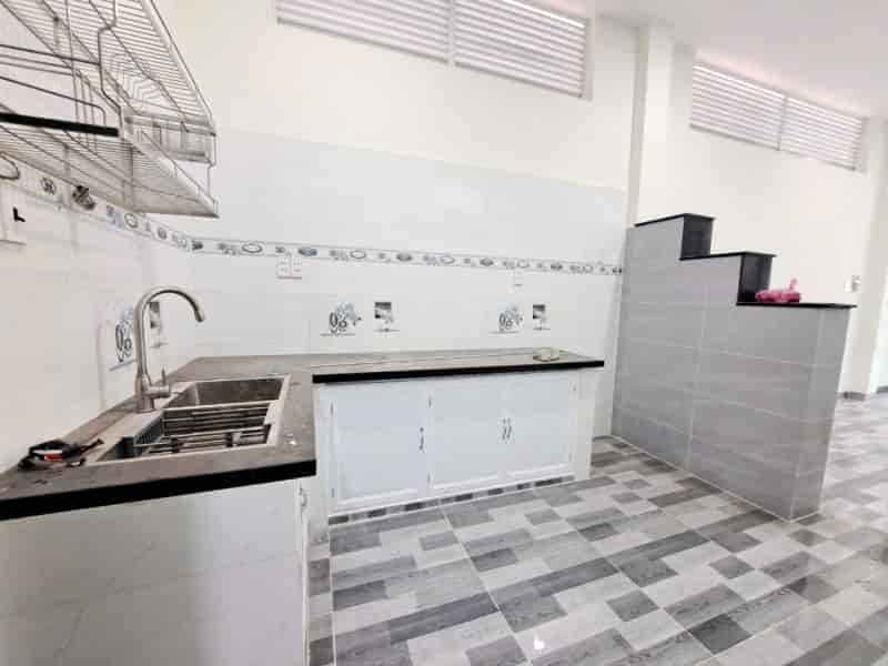 Hẻm ô tô, 83m², sát mặt tiền Gần Tô Ngọc Vân, Tam Phú, giá đầu tư chỉ 4.2 tỷ