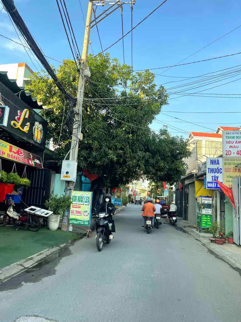 Bán Gấp Nhà Mặt Tiền Tăng Nhơn Phú B – 147m² – 3 Tầng – Ngang Khủng 7.7m – Giá Chỉ 10 Tỷ – Gần Vincom Lê Văn