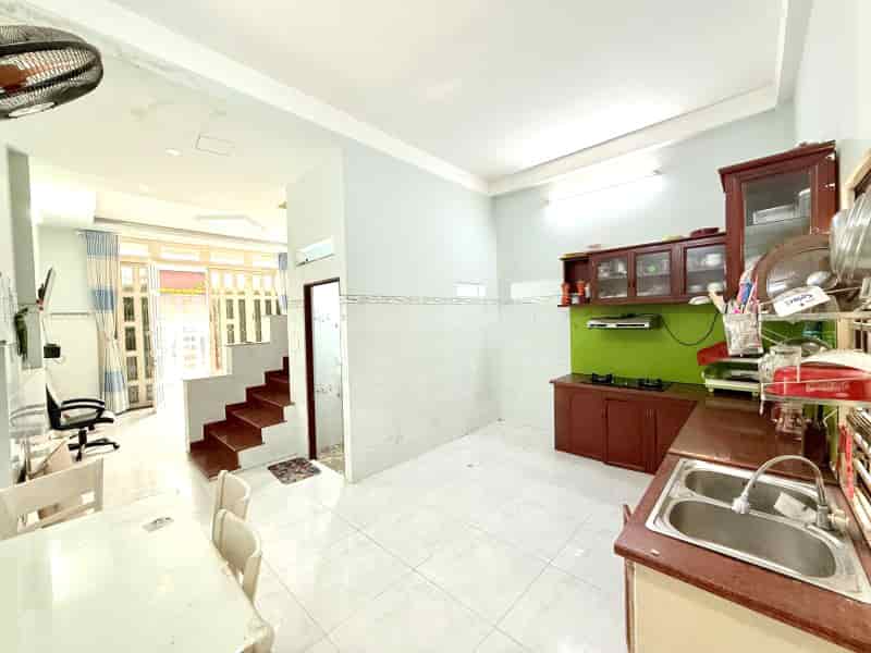 Chính chủ bán nhà 2 tầng 52m² Cây Keo, Tam Phú hẻm ô tô, sổ riêng chỉ 4.8 tỷ