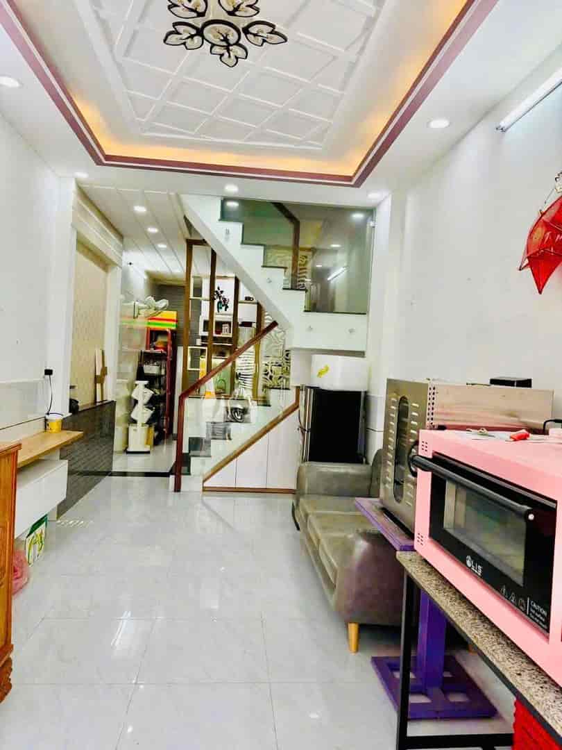 Bán nhag hẻm 8m, Phạm Văn Chiêu, 2 tầng, gần 40m2, sát chợ Thạch Đà, chỉ 4 tỷ 5