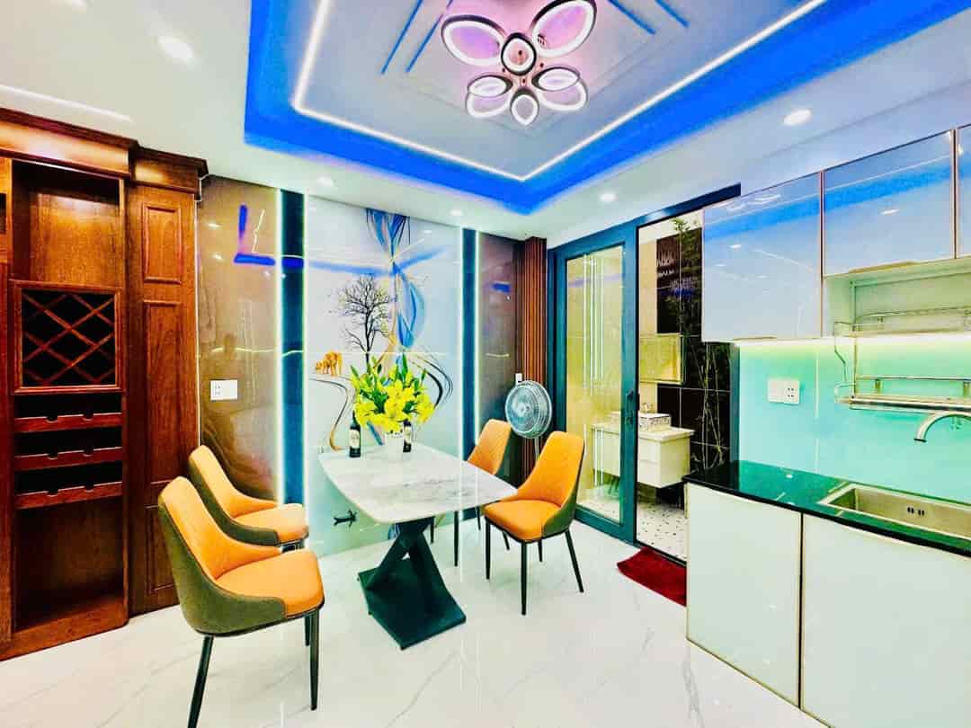 Bán nhà 5 tầng đẹp, hẻm xe hơi 6m, khu dân cư đồng bộ, Phạm Văn Chiêu, Gò Vấp, giá nhỉnh 8 tỷ