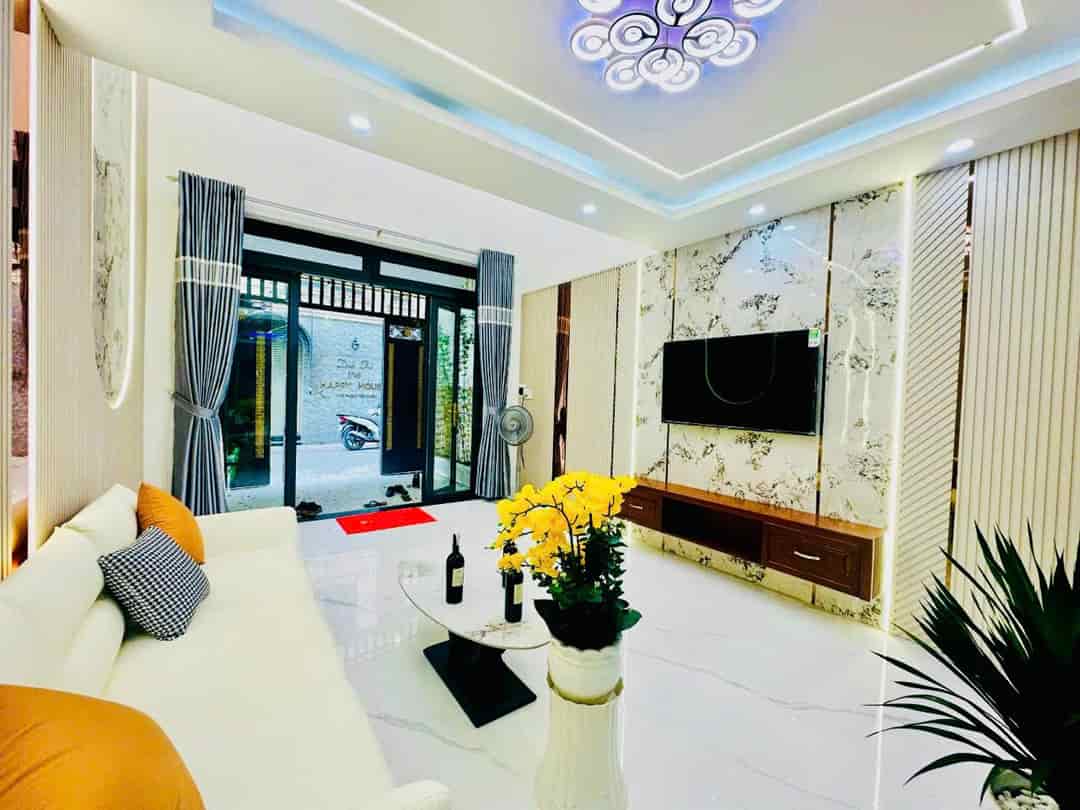 Bán nhà 5 tầng đẹp, hẻm xe hơi 6m, khu dân cư đồng bộ, Phạm Văn Chiêu, Gò Vấp, giá nhỉnh 8 tỷ