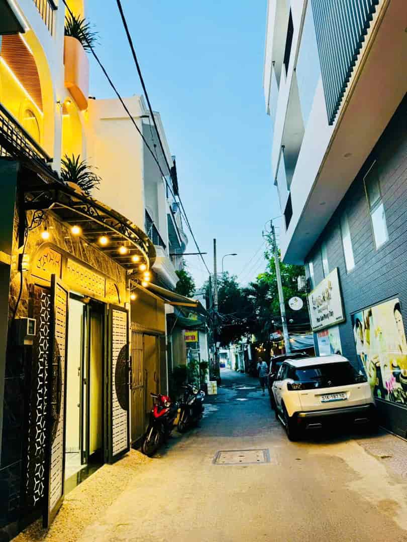 Bán nhà siêu phẩm luxury đẹp như khách sạn 5 sao, hẻm 6m Phạm Văn Chiêu, 6PN, gara ô tô, chỉ 8 tỷ ++